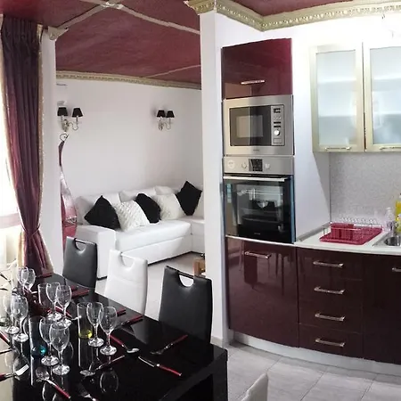 Apartment Pollo Mikosta